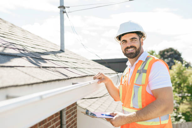 Best Roof Maintenance Services  in Montesano, WA